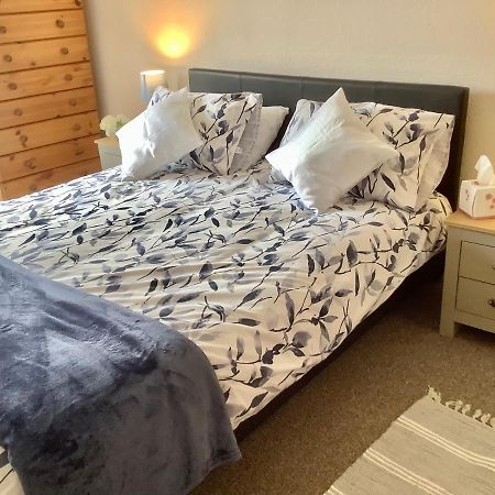 Second Floor Apartment Tenby Town Centre מראה חיצוני תמונה