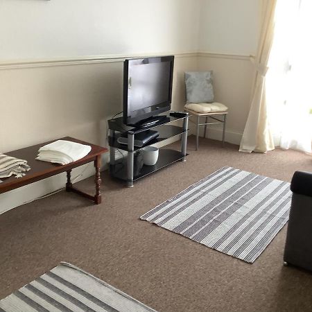 Second Floor Apartment Tenby Town Centre מראה חיצוני תמונה