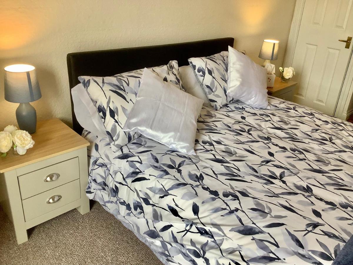 Second Floor Apartment Tenby Town Centre מראה חיצוני תמונה