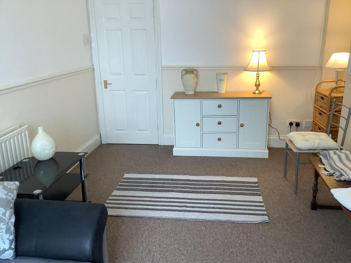 Second Floor Apartment Tenby Town Centre מראה חיצוני תמונה